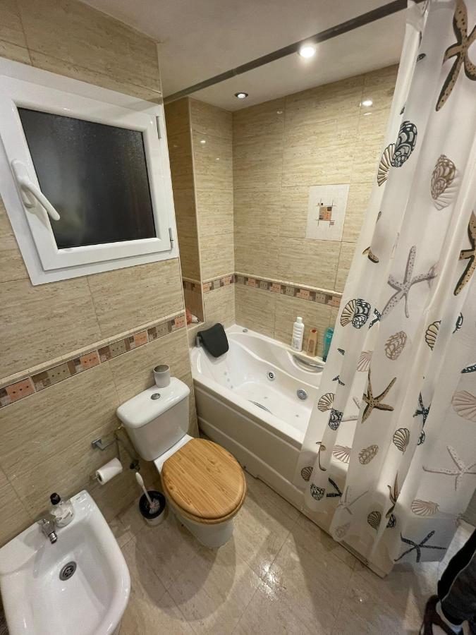Habitacion Frente A Playa De La Malvarrosa Apartment บาเลนเซีย ภายนอก รูปภาพ